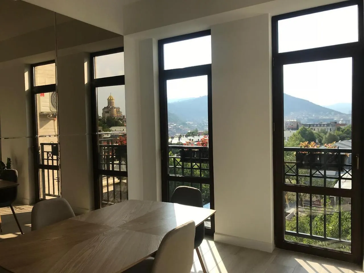 Herberg Star Avlabari Hotel Tbilisi